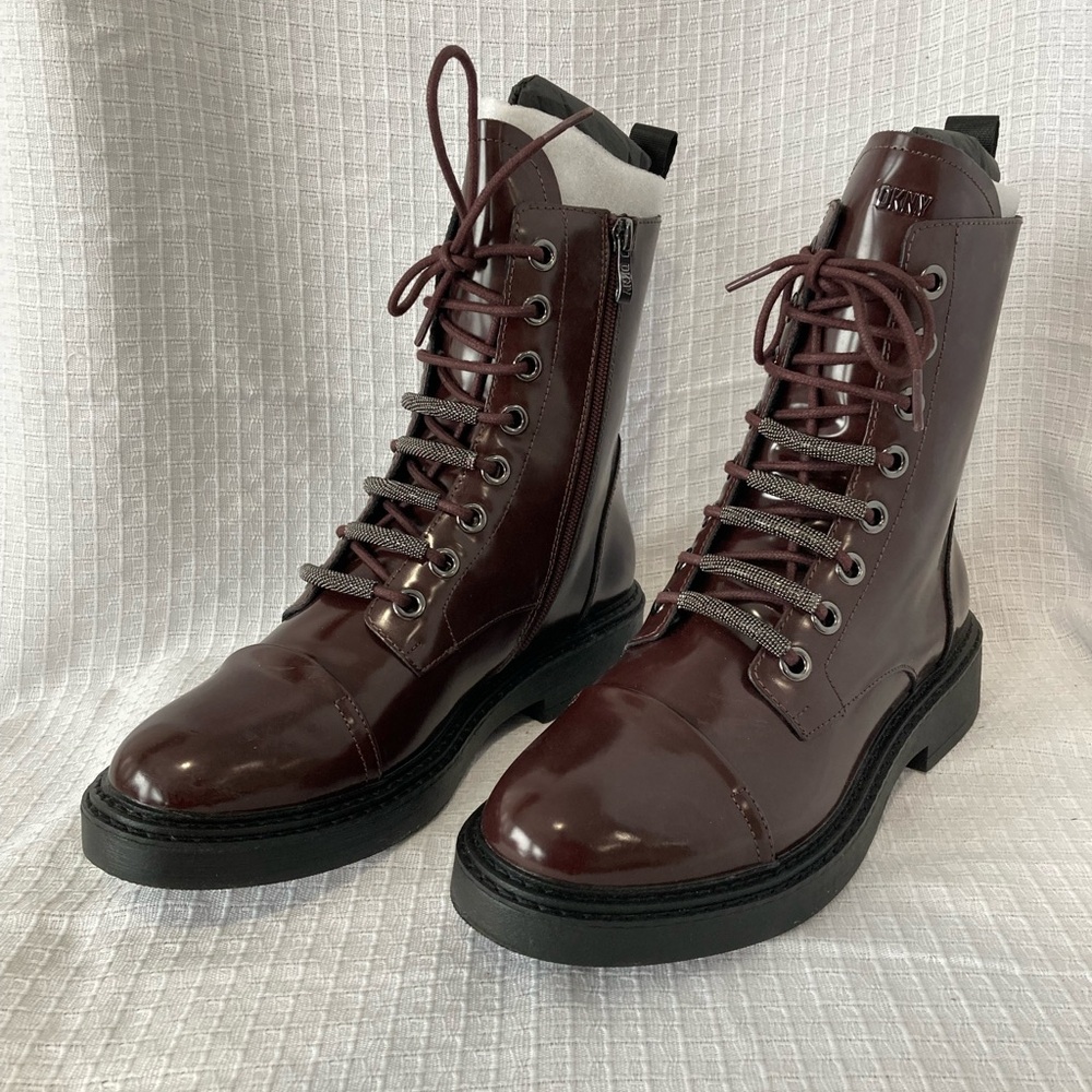 (NIB) Women’s DKNY Malaya Lace-Up Combat Booties - Picture 2 of 7